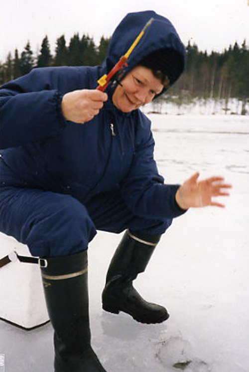 Hei ! Sietähän taitaa tulla jokin körmyniska.