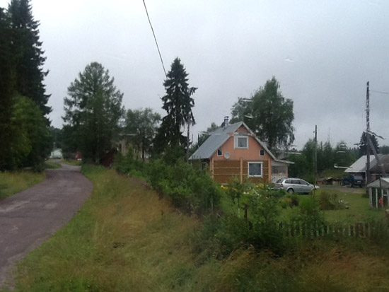 Näkymä kylältä.