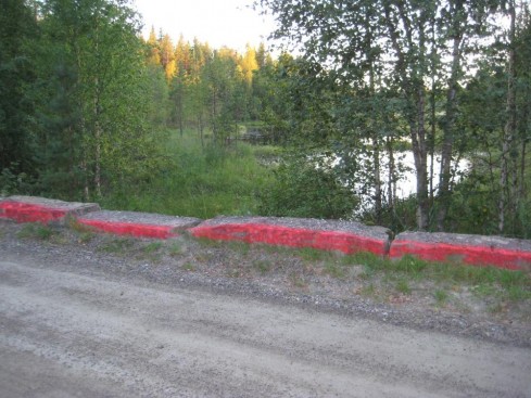 punaista väriä'
